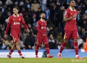 关于曼联主场告捷，前四席位争夺形势越发激烈的信息