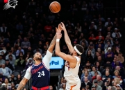 快船险胜太阳，利拉德三分绝杀逆转比分的简单介绍