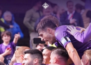 B体育体育投注-佛罗伦萨前锋捧得金靴奖，成为赛季目标