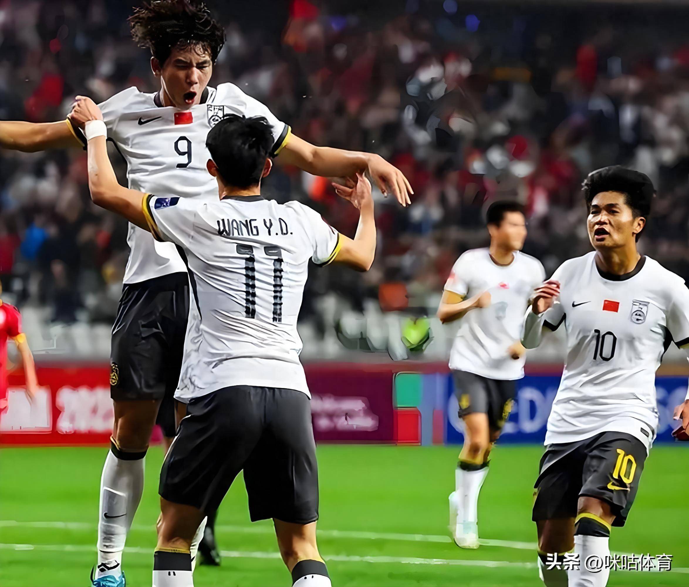 中亚球队在激烈角逐中获得重要胜利 中亚球队在激烈角逐中获得重要胜利