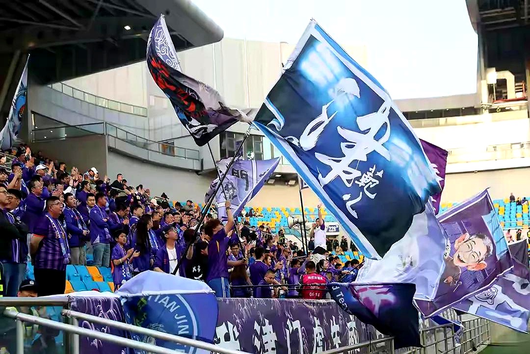 全华班大蓝:广州恒大击败山东鲁能 全华班大蓝:广州恒大击败山东鲁能