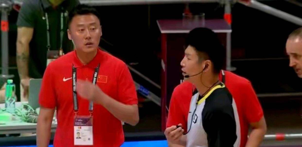 青海男篮稳扎稳打,勇攀高峰 青海男篮稳扎稳打,勇攀高峰