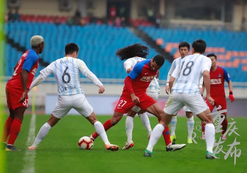 关于广州富力客场不敌重庆斯威,遭遇客场失利的信息 关于广州富力客场不敌重庆斯威,遭遇客场失利的信息