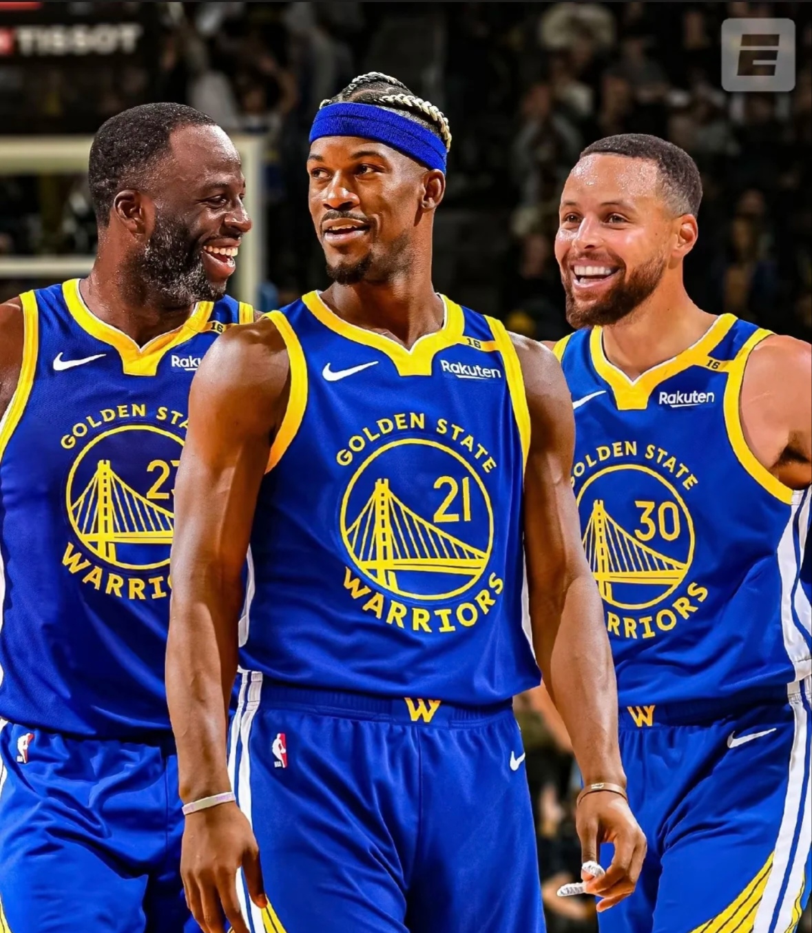 包含勇士大胜尼克斯：库里的三分帮助球队取得胜利的词条