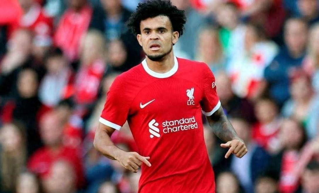 利物浦前锋帽子戏法,助球队战胜对手 利物浦前锋帽子戏法,助球队战胜对手