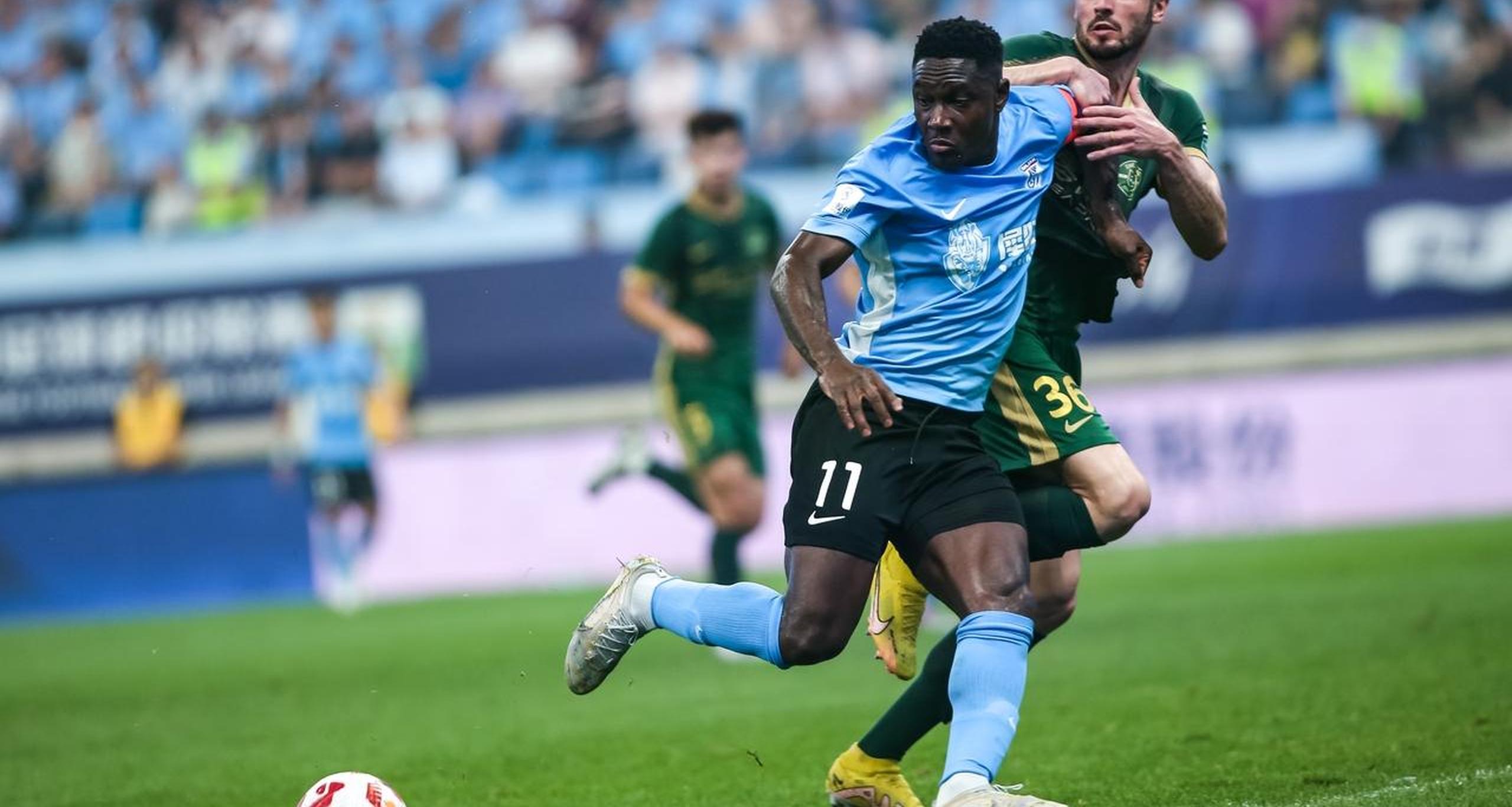 关于进攻节奏如梭,场上球员比分领先的信息 关于进攻节奏如梭,场上球员比分领先的信息