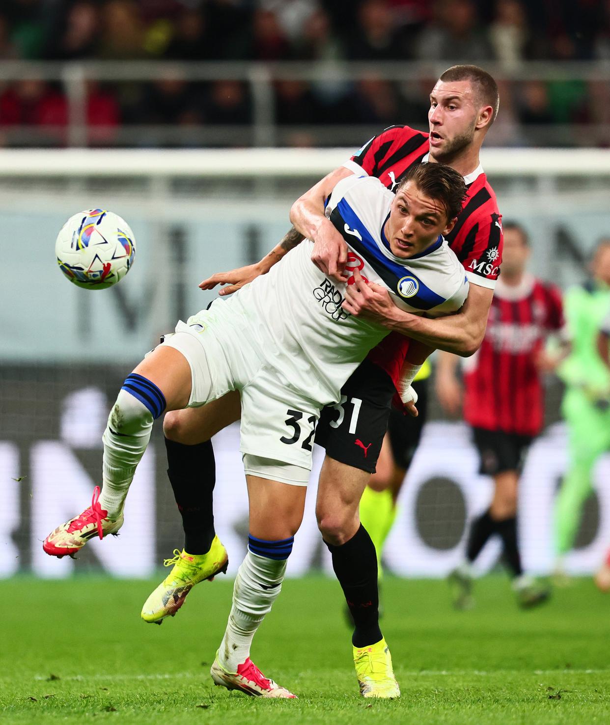 包含AC米兰球员集体训练备战下赛季,全力冲击意甲亚军的词条 包含AC米兰球员集体训练备战下赛季,全力冲击意甲亚军的词条