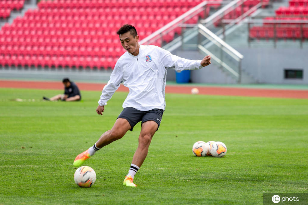 青岛黄海备战下一场比赛，力争全取三分的简单介绍