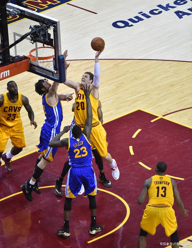 勇士主场惨败,湖人笑傲 勇士主场惨败,湖人笑傲