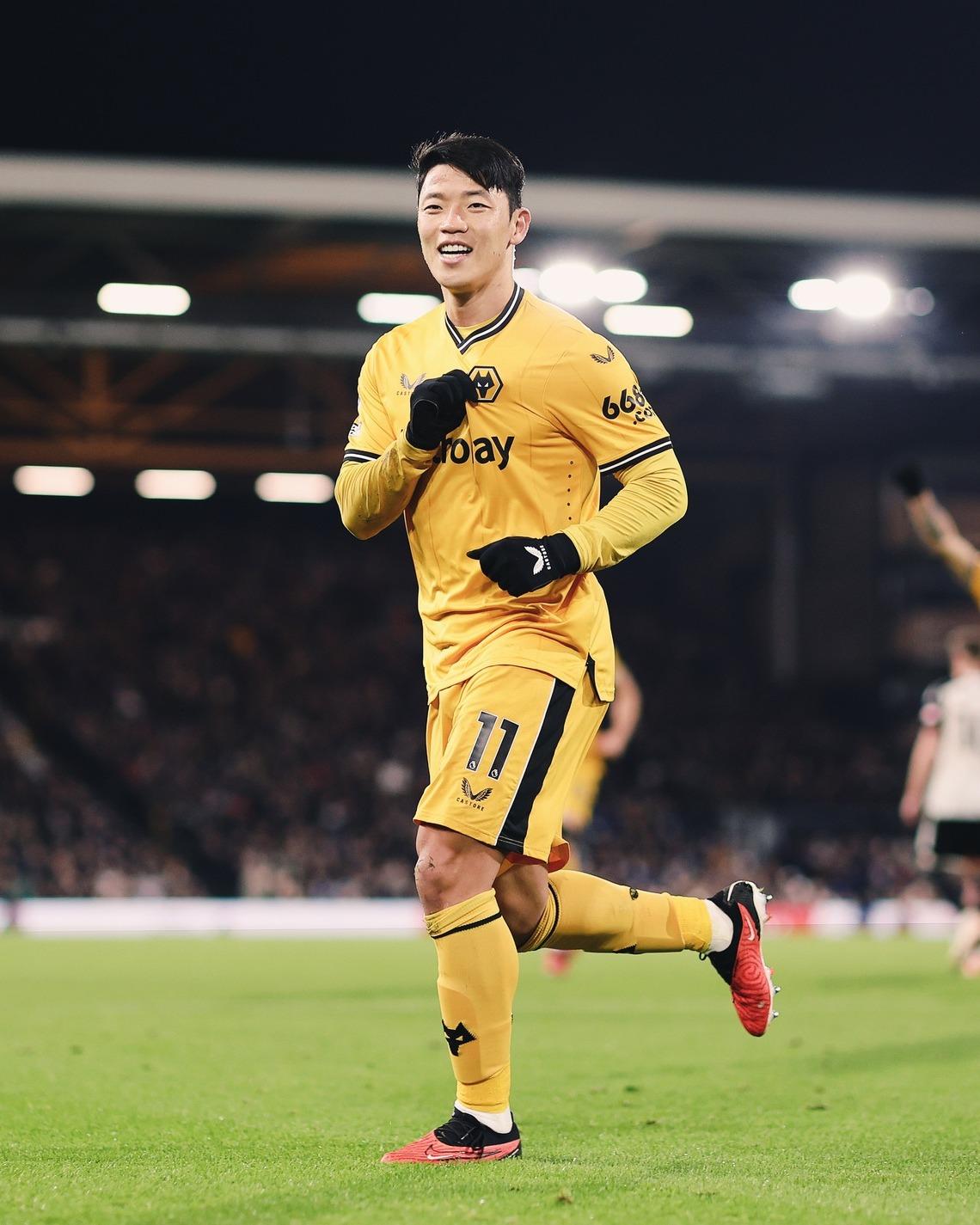 狼队主场战平伯恩利,难以取胜 狼队主场战平伯恩利,难以取胜