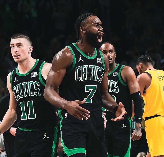 包含凯尔特人战胜篮网：塔图姆和欧文的对阵精彩纷呈的词条